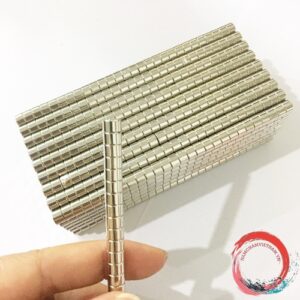 Nam châm viên tròn kích thước 6x4mm mạ nikel