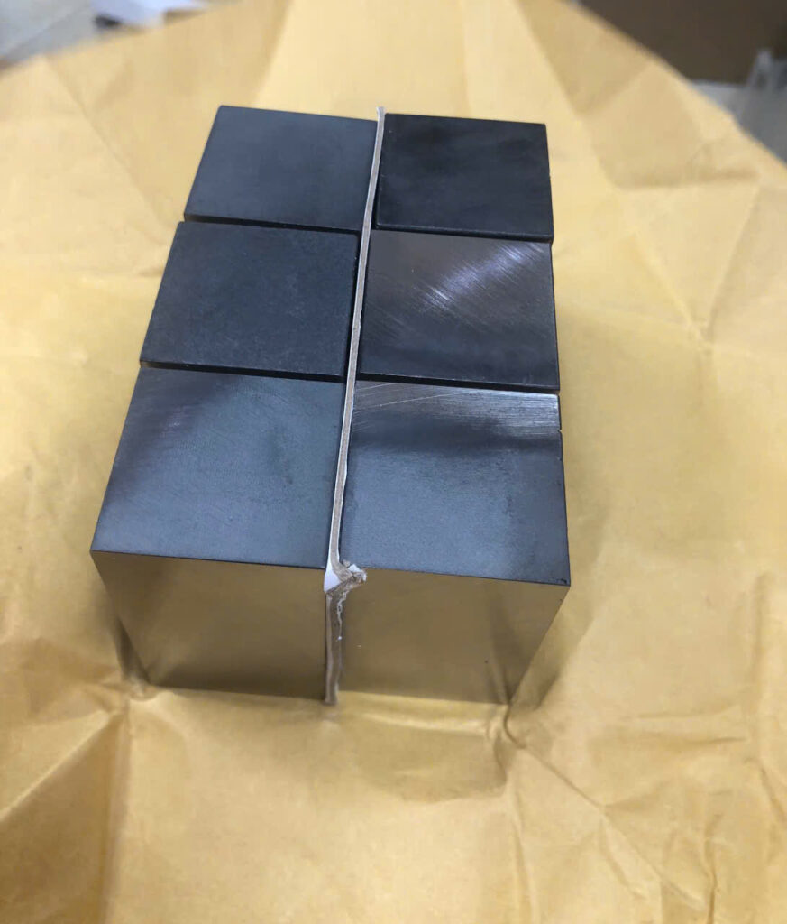 nam châm chịu nhiệt Alnico